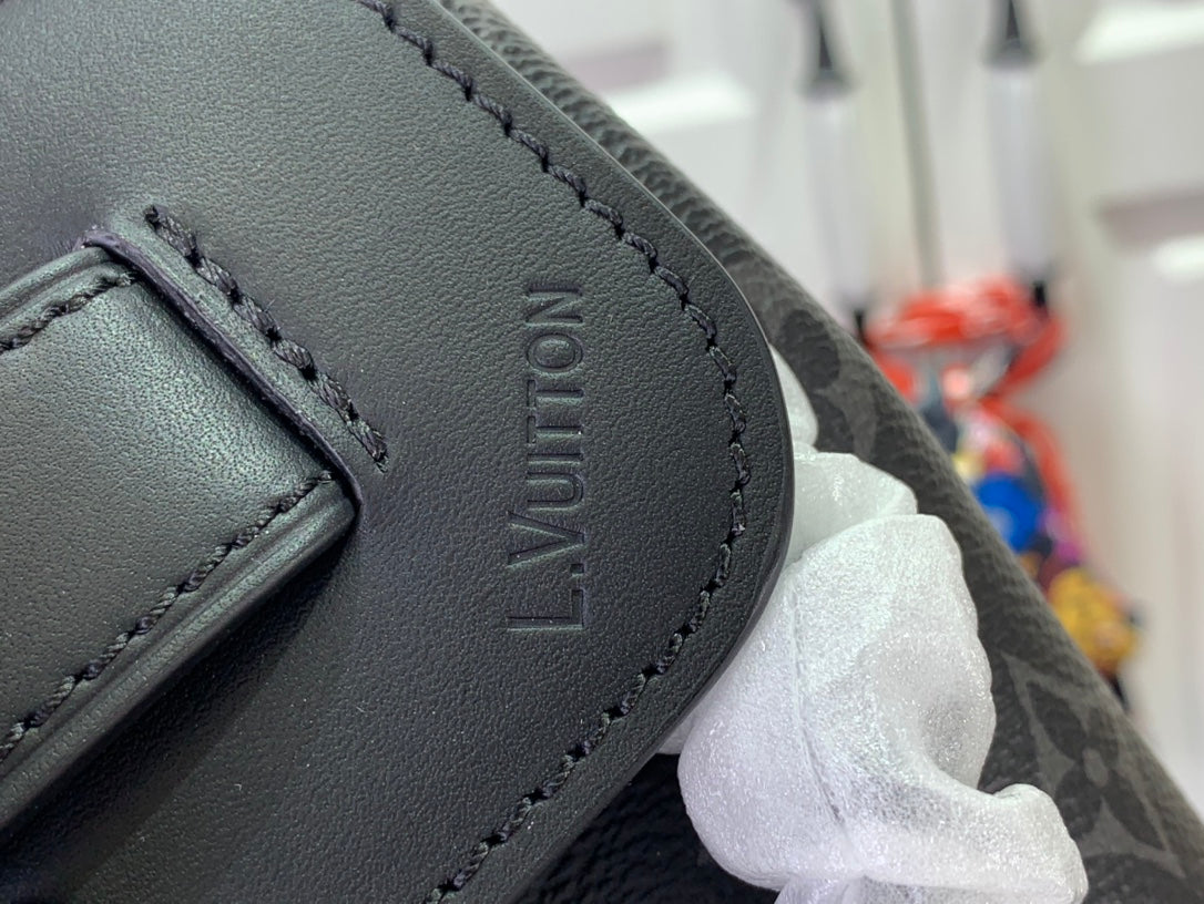 ＬＳ ＶＴＴＯＮ STEAMER PM BLACK & GREY