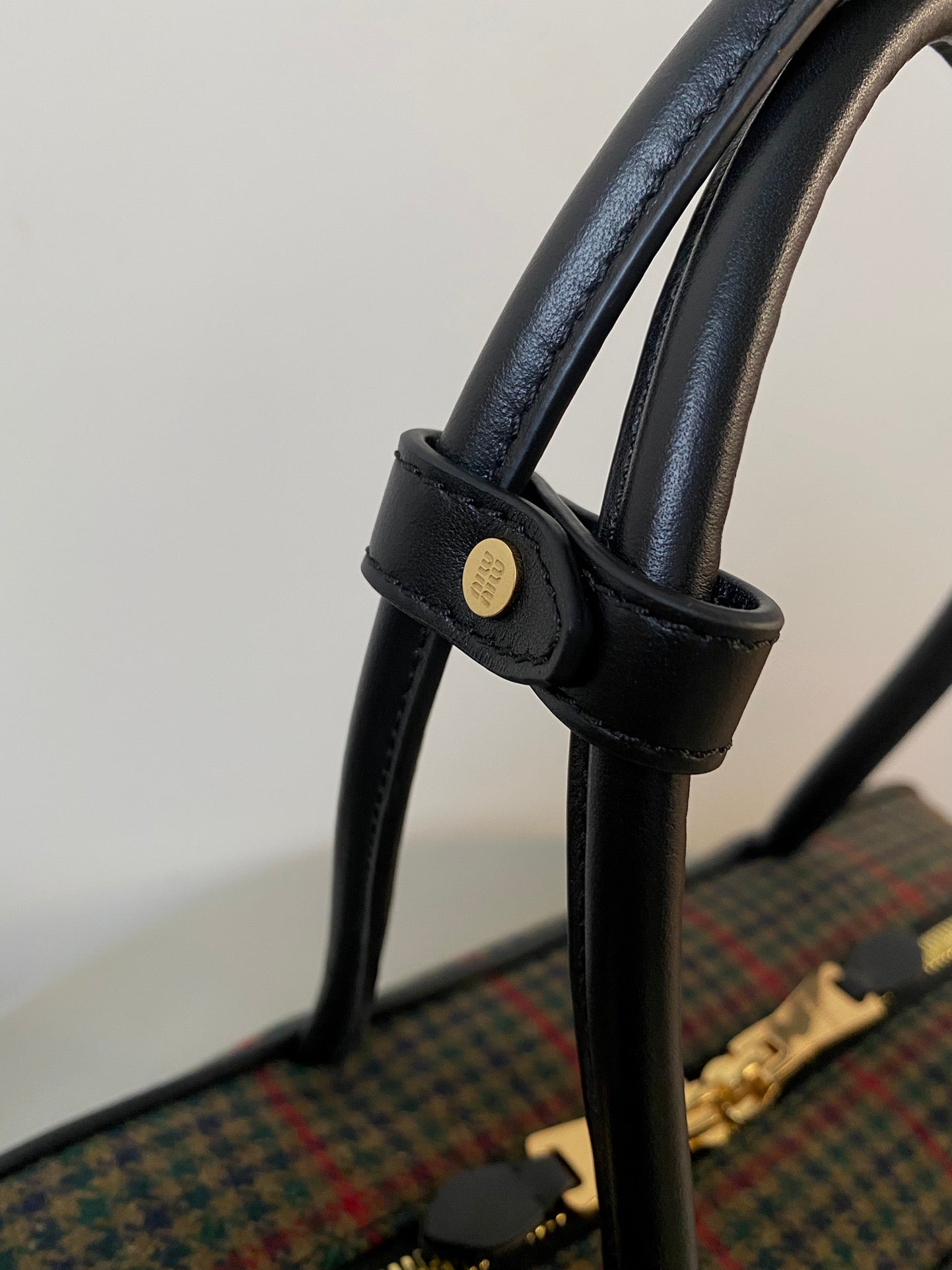 ＭＩ ＭＵ BEAU TARTAN TOP HANDLE BAG