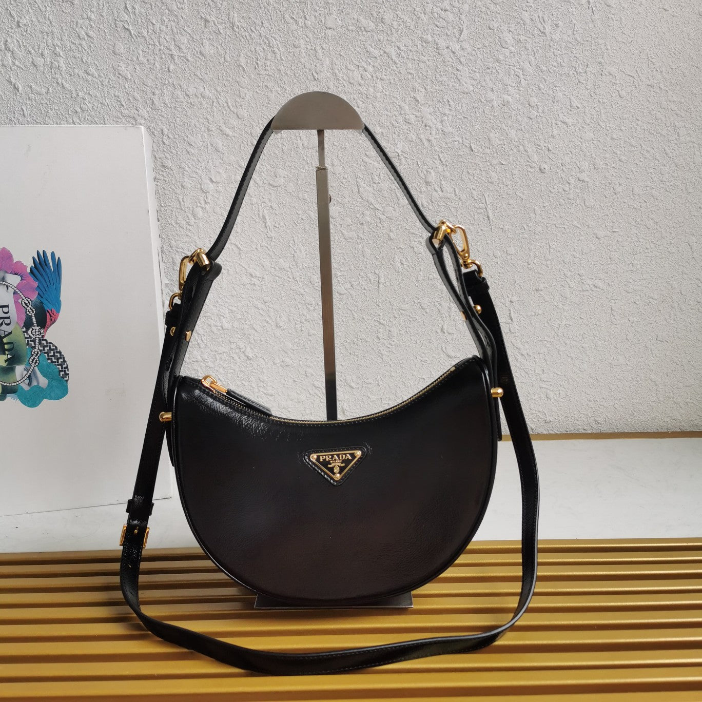 ＰＲＤＡ ARQUÉ SMALL LEATHER SHOULDER BAG