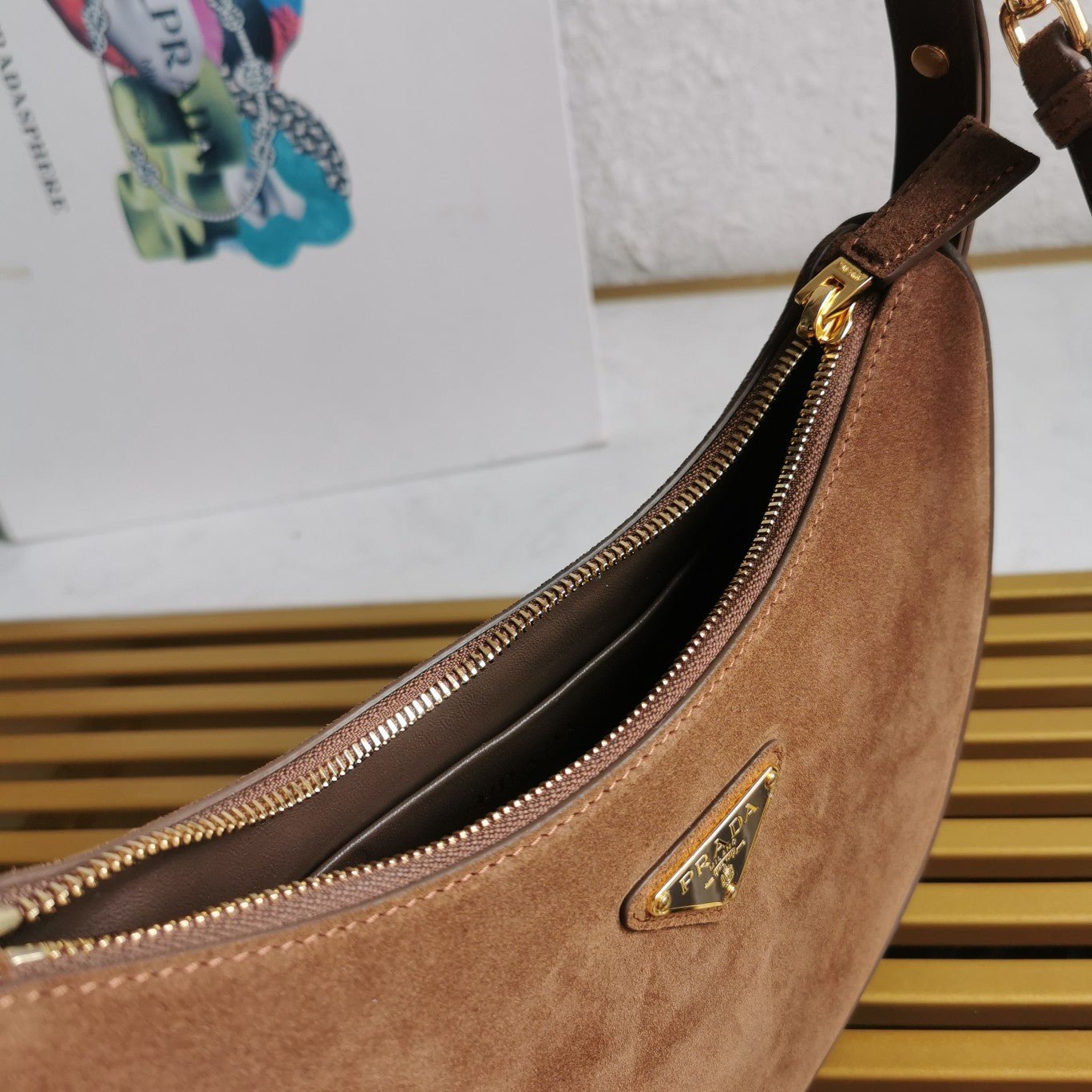 ＰＲＤＡ ARQUÉ SUEDE SHOULDER BAG