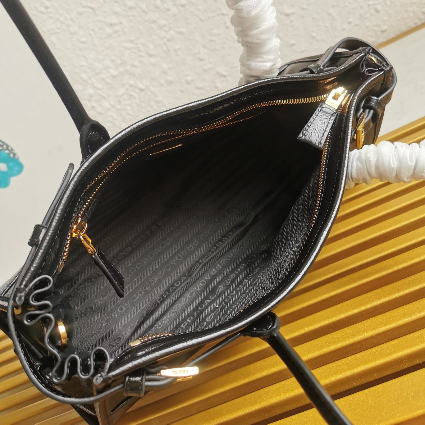 ＰＲＤＡ BONNIE MEDIUM LEATHER HANDBAG BLACK