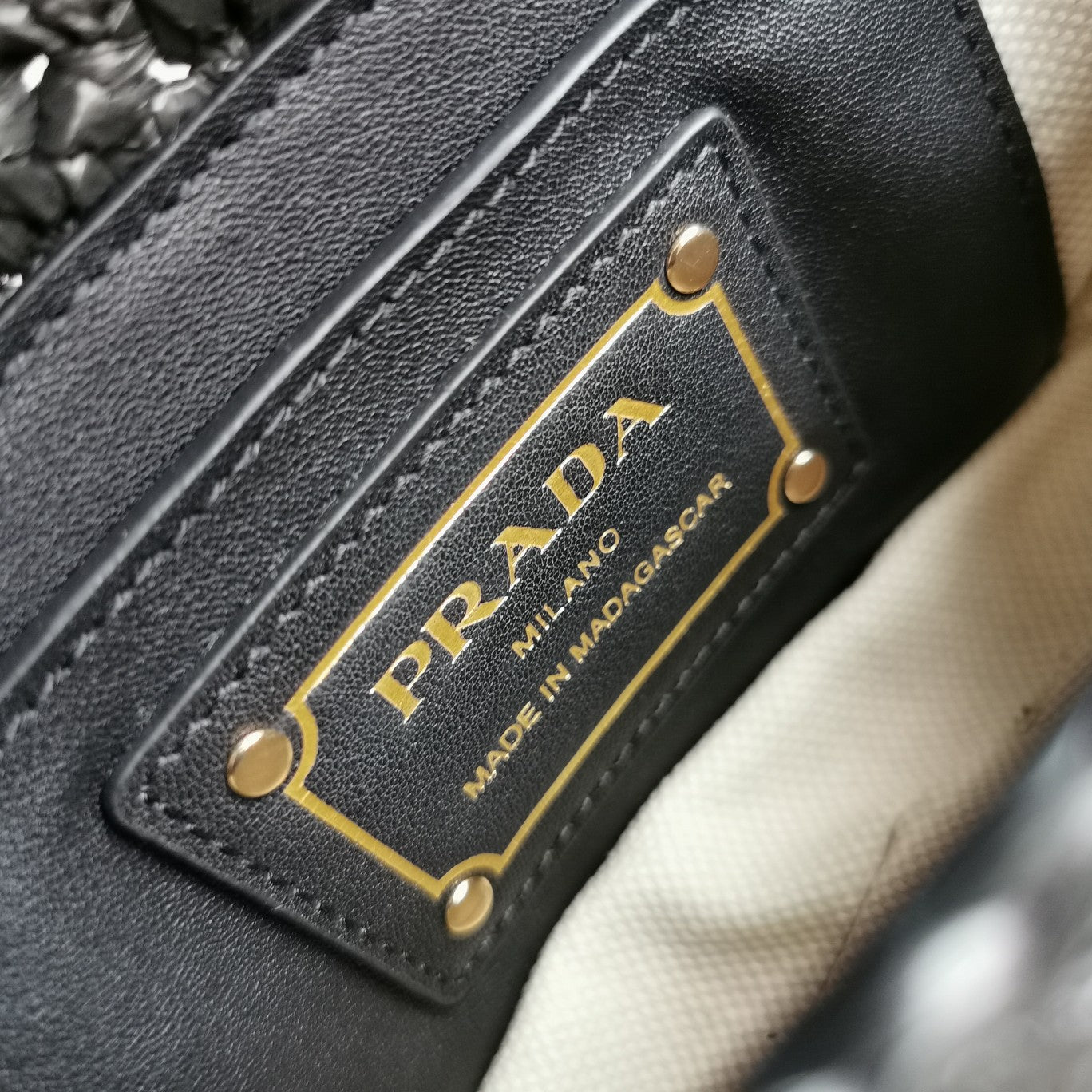 ＰＲＤＡ CROCHET AND LEATHER SHOULDER BAG BLACK