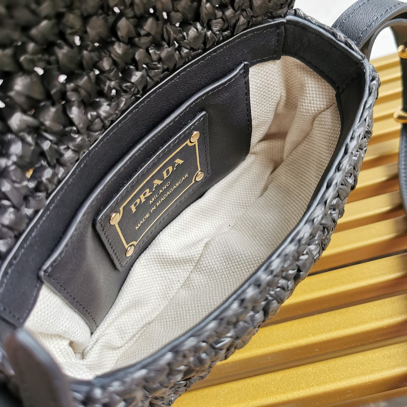 ＰＲＤＡ CROCHET AND LEATHER SHOULDER BAG BLACK