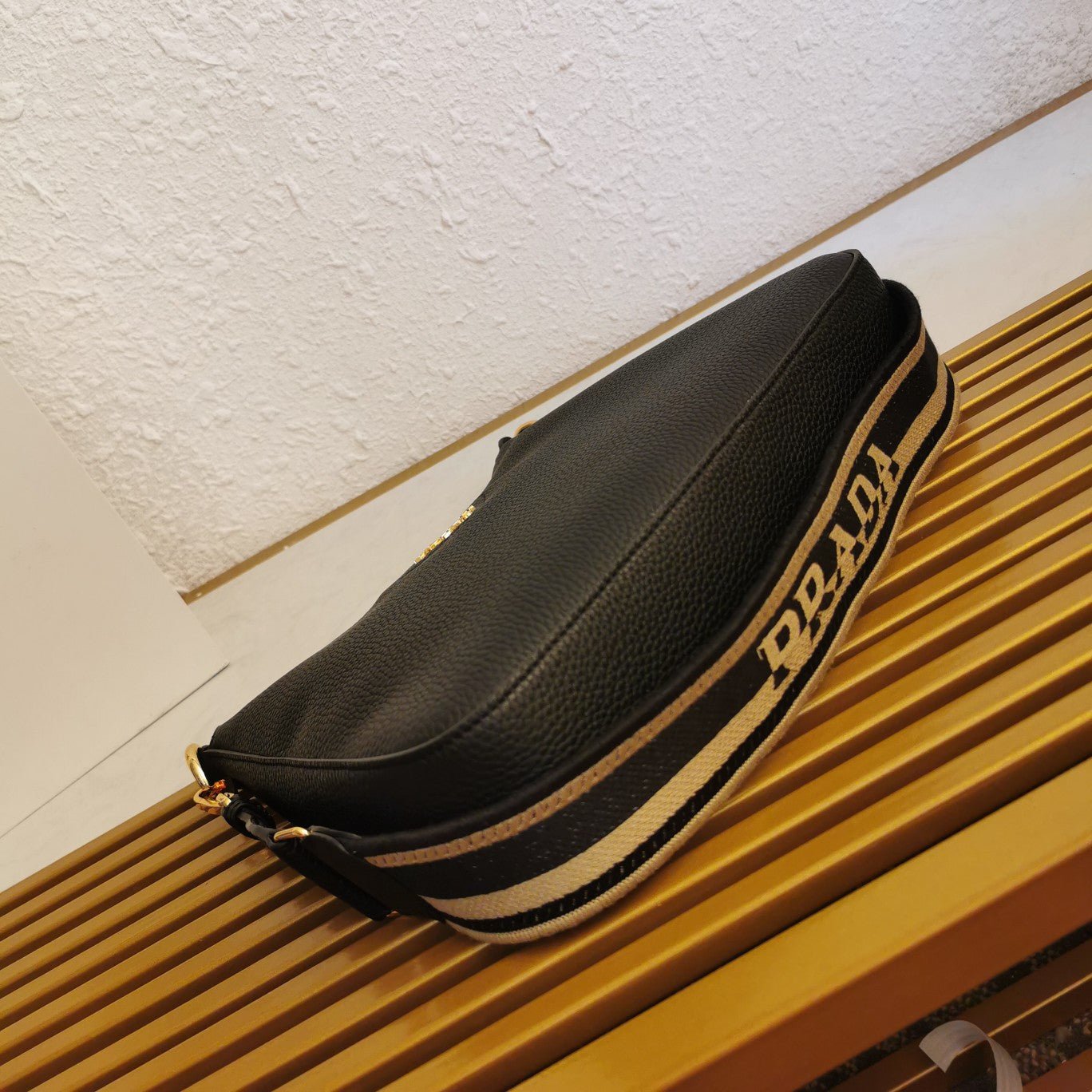 ＰＲＤＡ LEATHER SHOULDER BAG BLACK