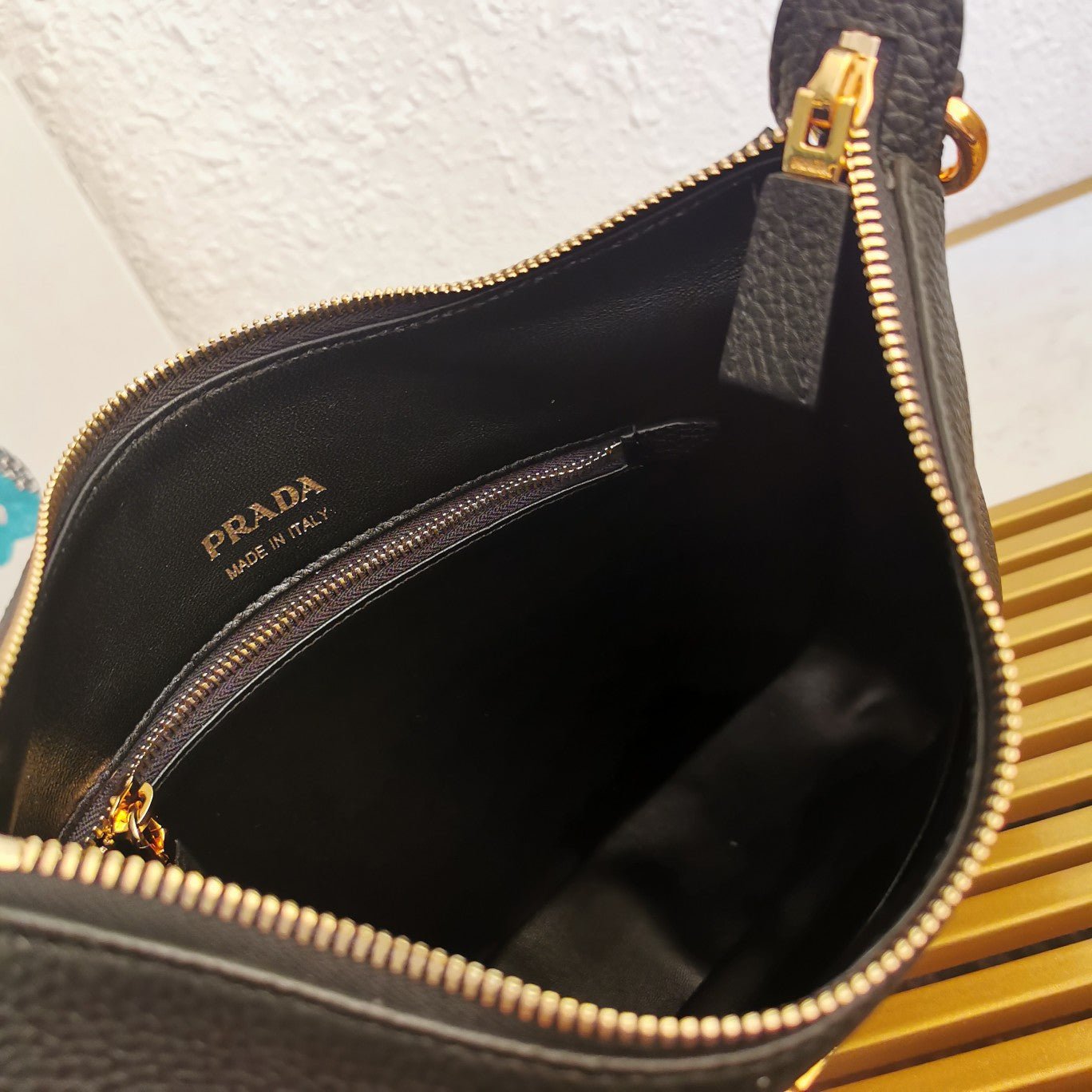 ＰＲＤＡ LEATHER SHOULDER BAG BLACK