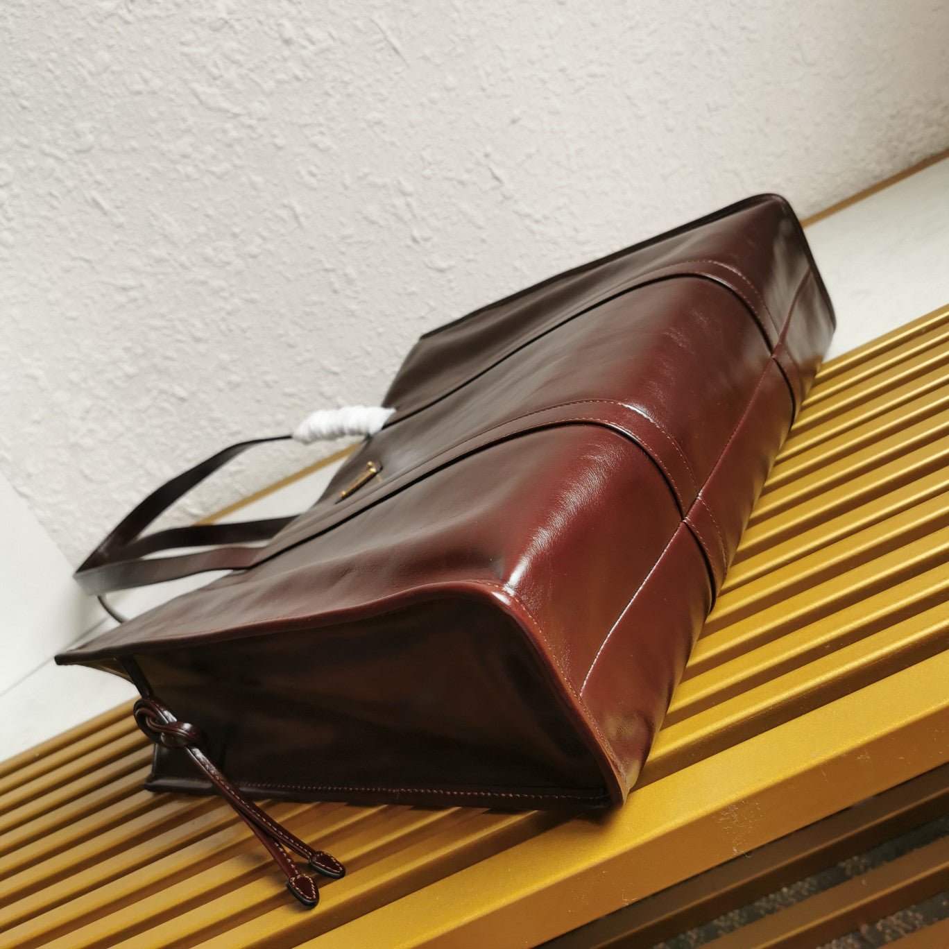 ＰＲＤＡ LEATHER TOTE BAG