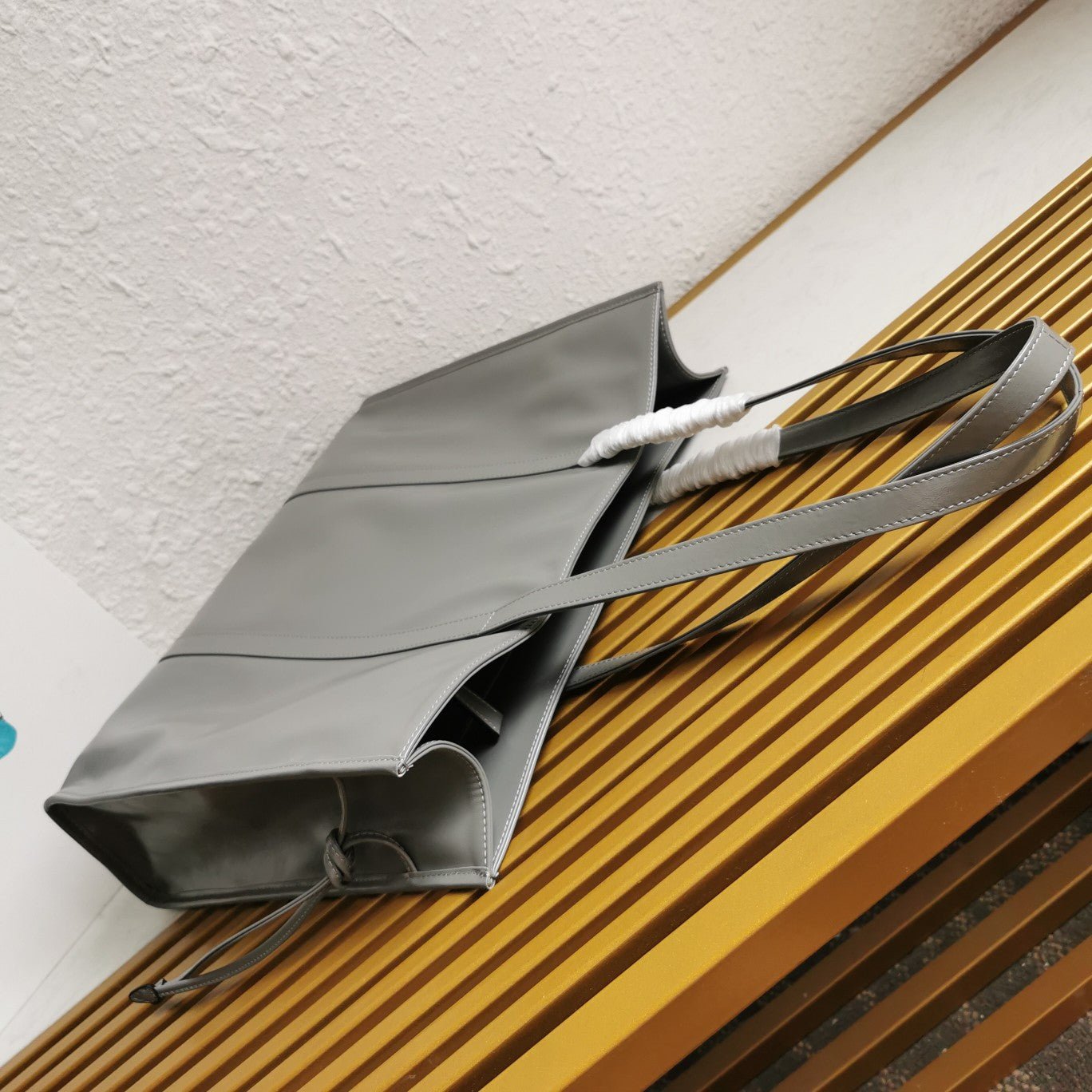 ＰＲＤＡ LEATHER TOTE BAG GRAY