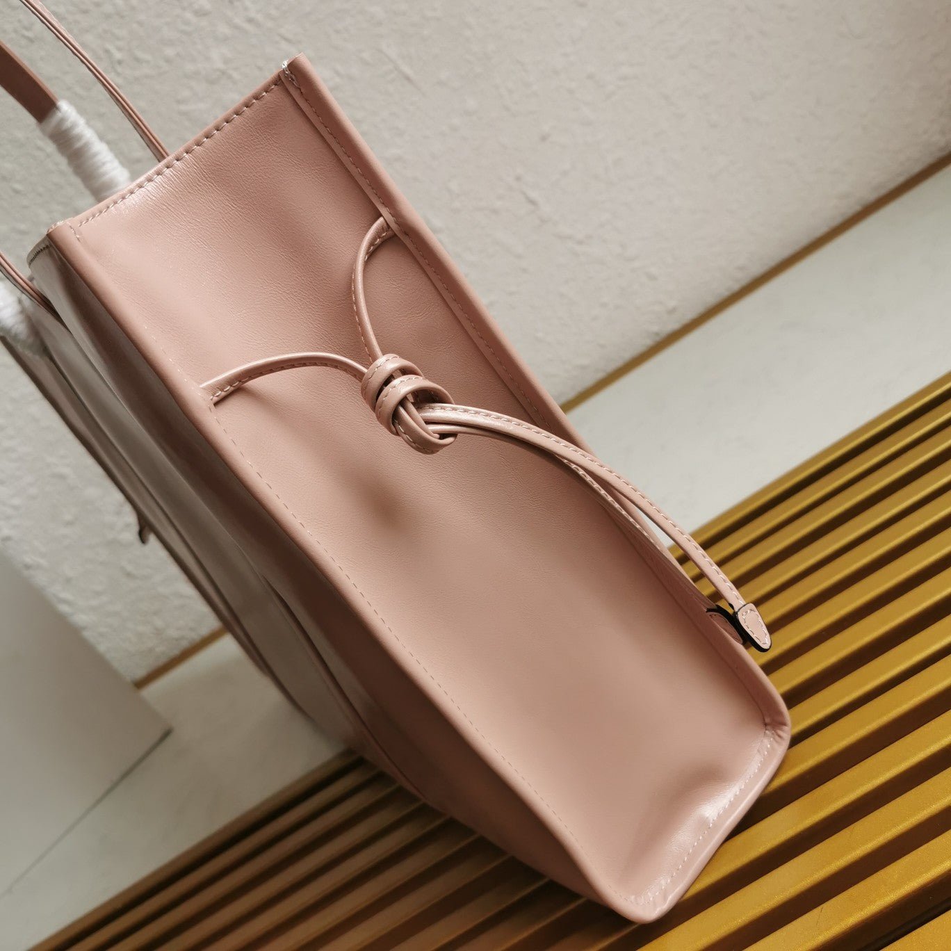 ＰＲＤＡ LEATHER TOTE BAG LIGHT PINK