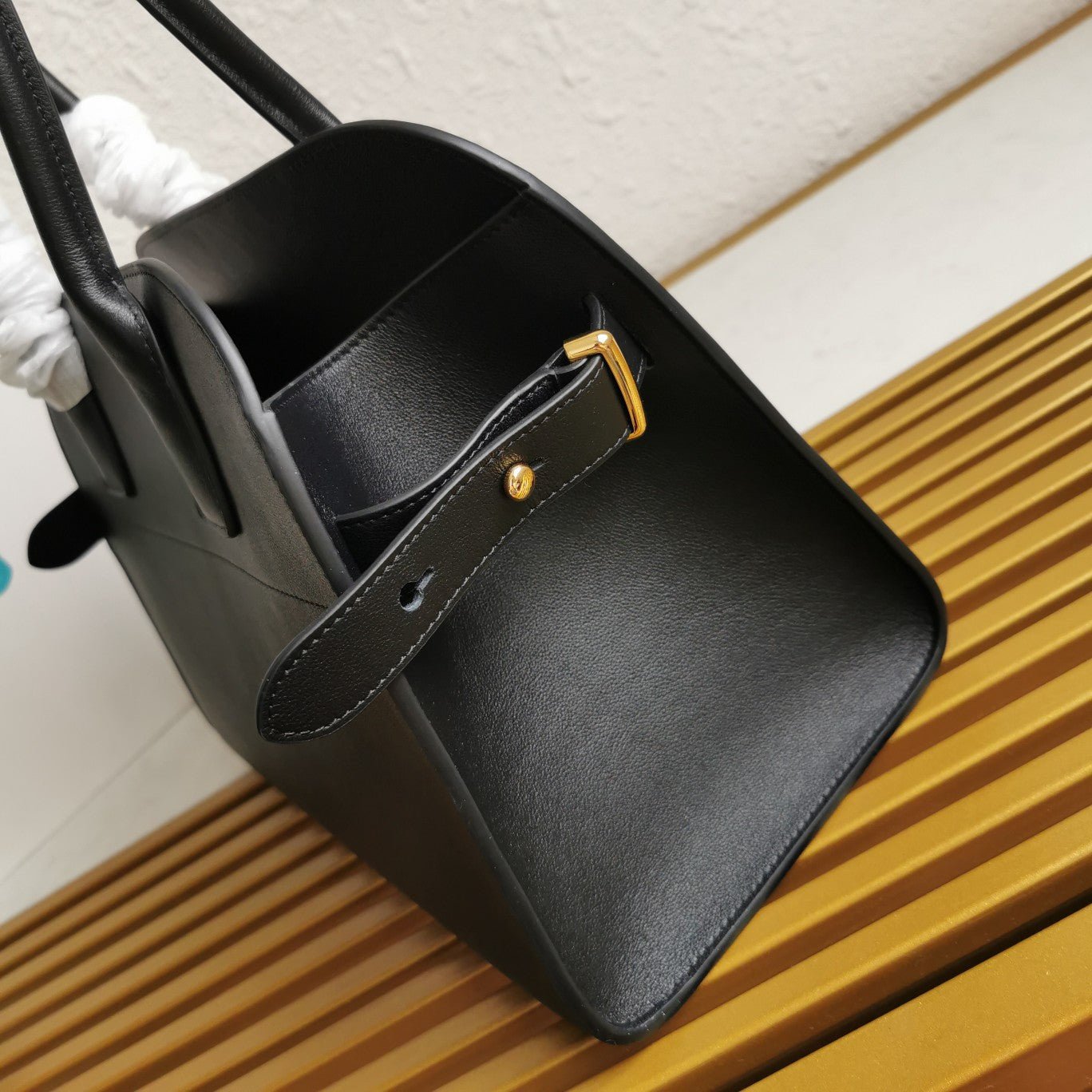 ＰＲＤＡ MEDIUM LEATHER TOTE BAG BLACK