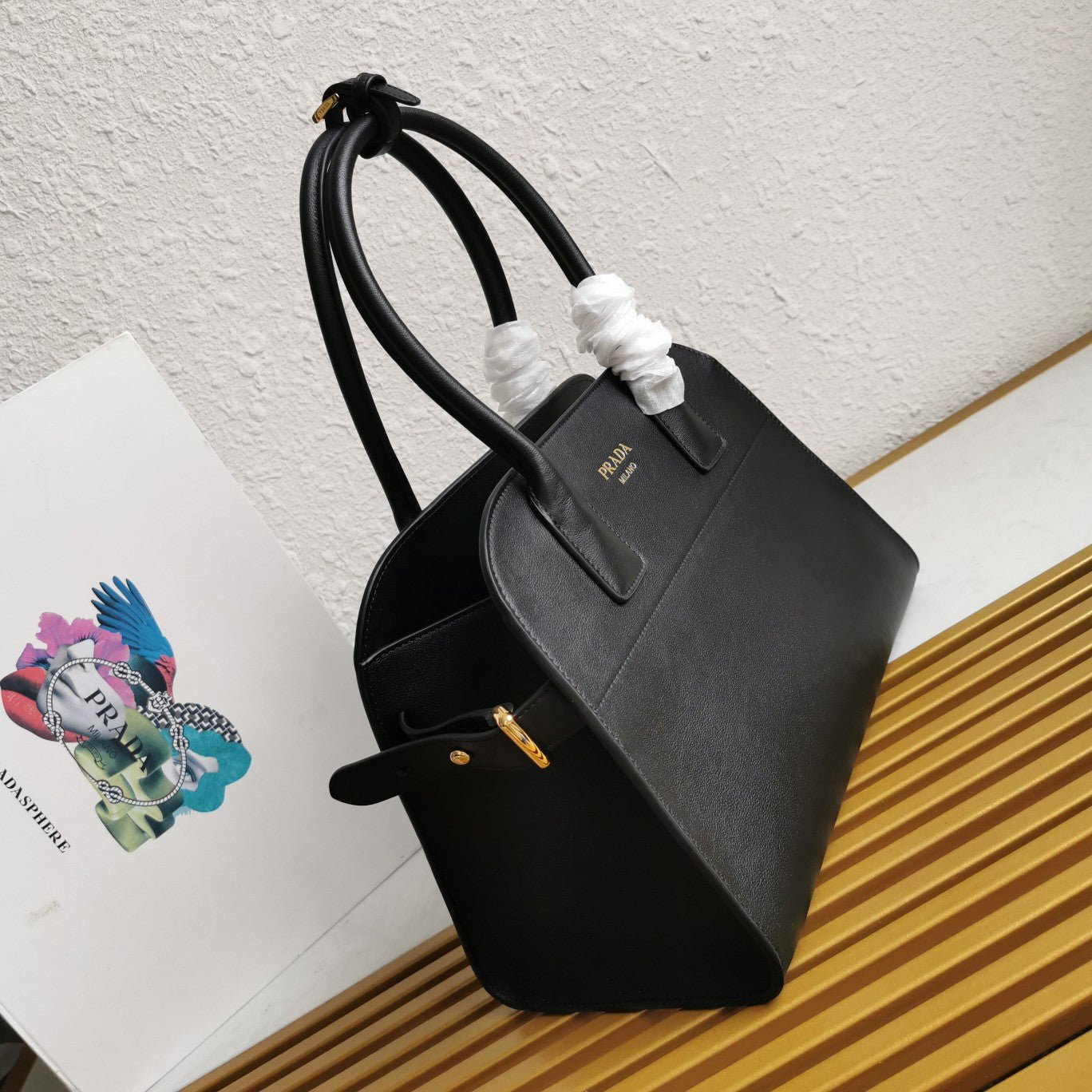 ＰＲＤＡ MEDIUM LEATHER TOTE BAG BLACK