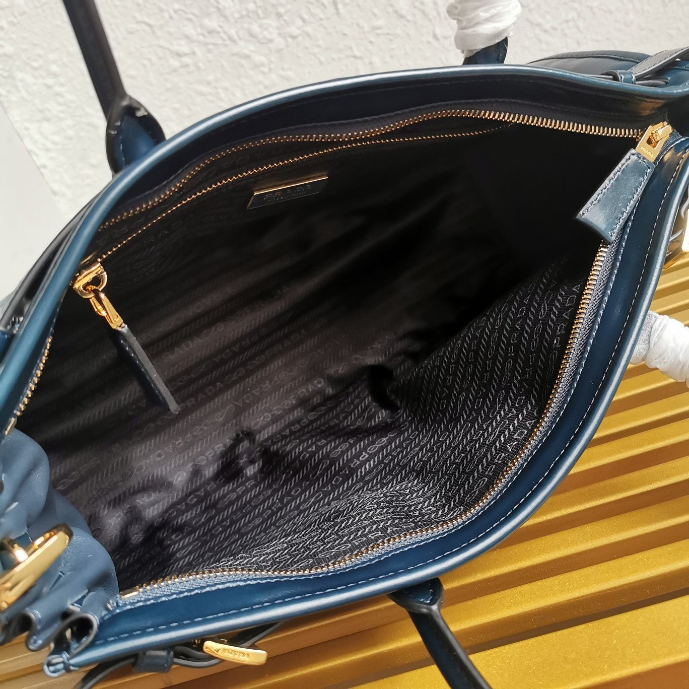 ＰＲＤＡ NAPA LEATHER SHOULDER BAG