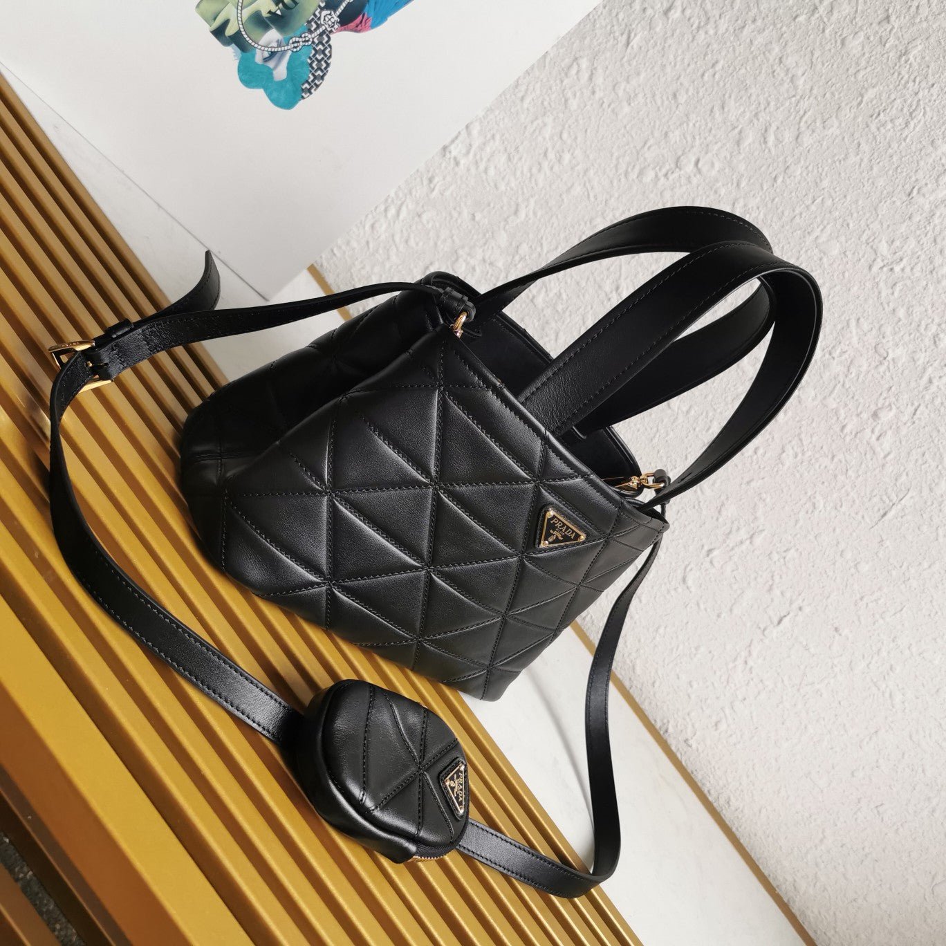 ＰＲＤＡ PADDED RE-NYLON BAG SMALL BLACK