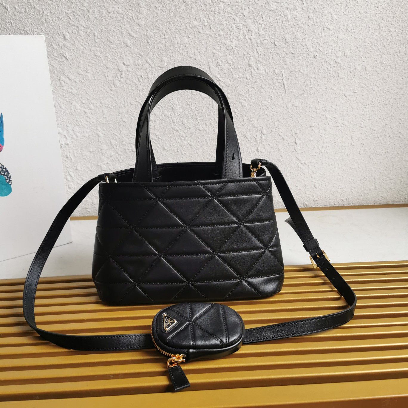 ＰＲＤＡ PADDED RE-NYLON BAG SMALL BLACK