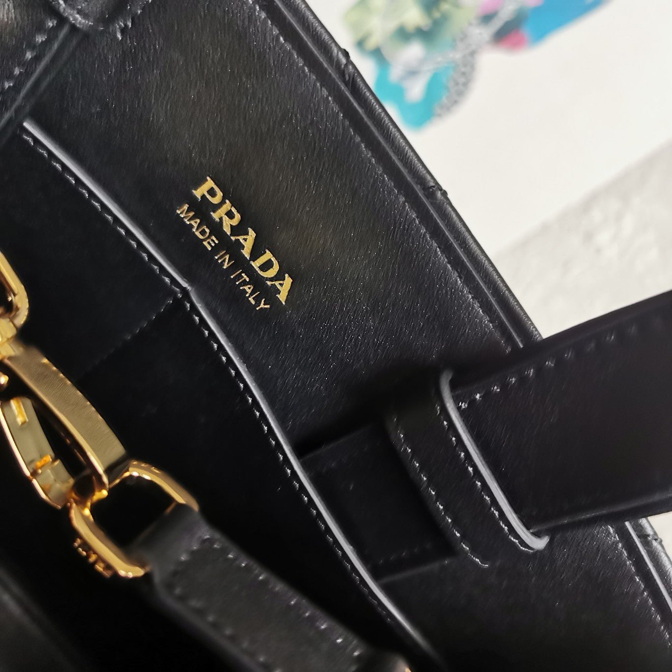 ＰＲＤＡ PADDED RE-NYLON BAG SMALL BLACK