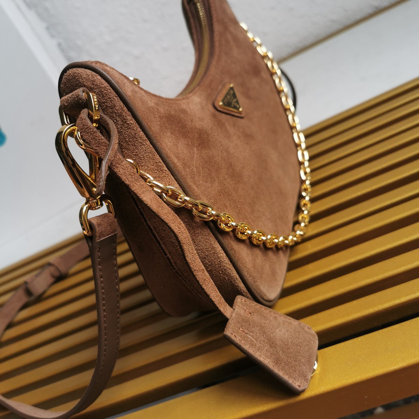 ＰＲＤＡ RE-EDITION SUEDE MINI-BAG COCOA BROWN