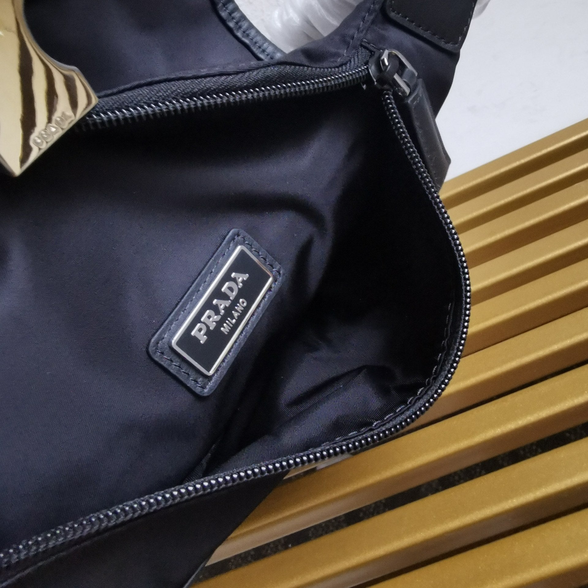 ＰＲＤＡ RE-NYLON AND LEATHER BELT BAG MUSK BLACK