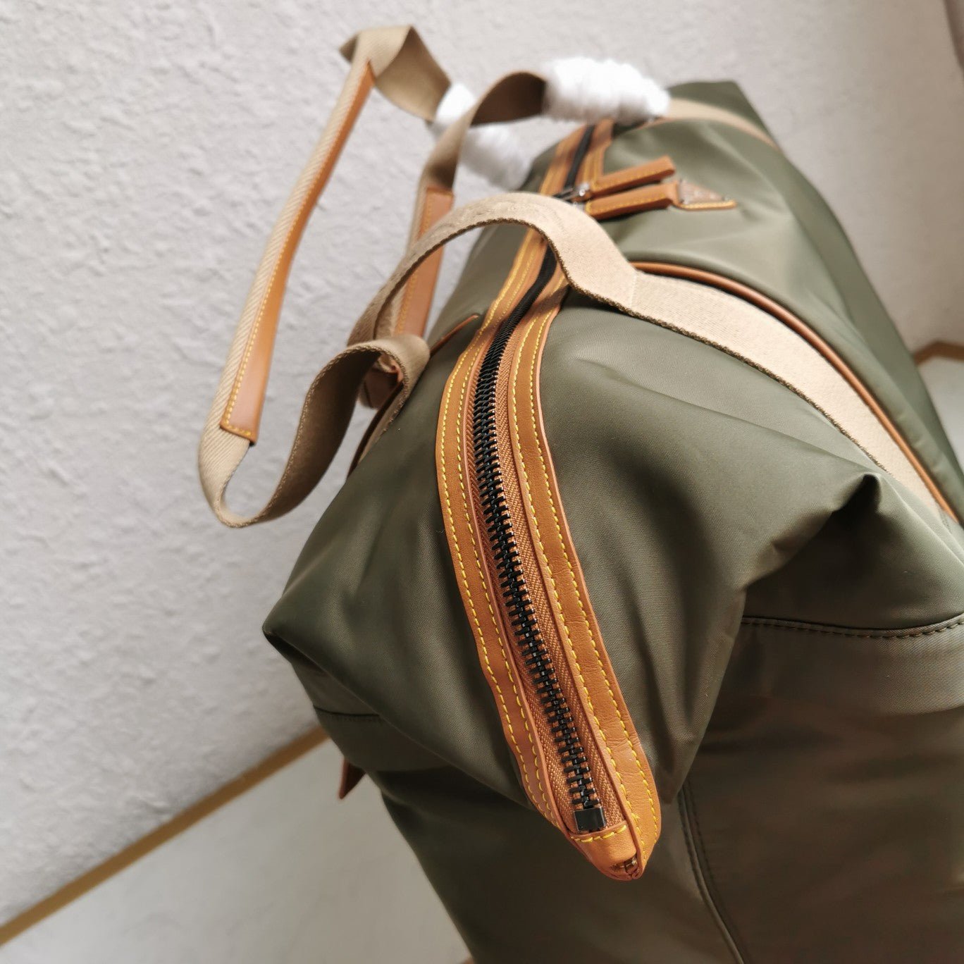 ＰＲＤＡ RE-NYLON AND LEATHER DUFFEL BAG IVY GREEN