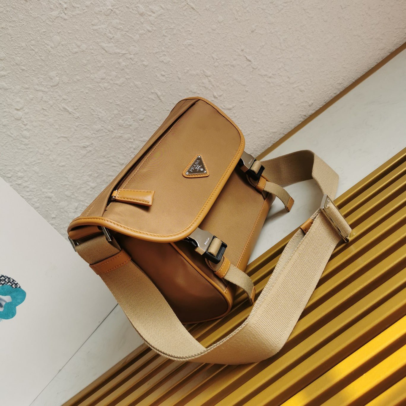 ＰＲＤＡ RE-NYLON AND LEATHER SHOULDER BAG CORK BEIGE MEDIUM