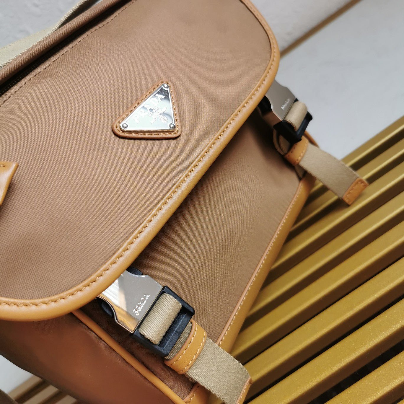 ＰＲＤＡ RE-NYLON AND LEATHER SHOULDER BAG CORK BEIGE MEDIUM