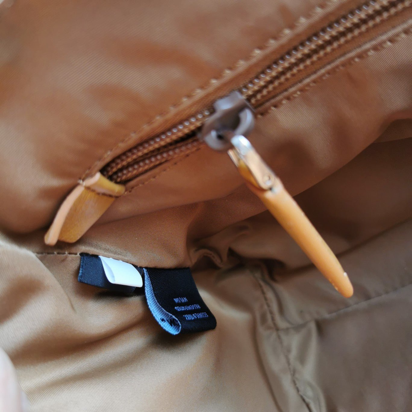 ＰＲＤＡ RE-NYLON AND LEATHER SHOULDER BAG CORK BEIGE MEDIUM