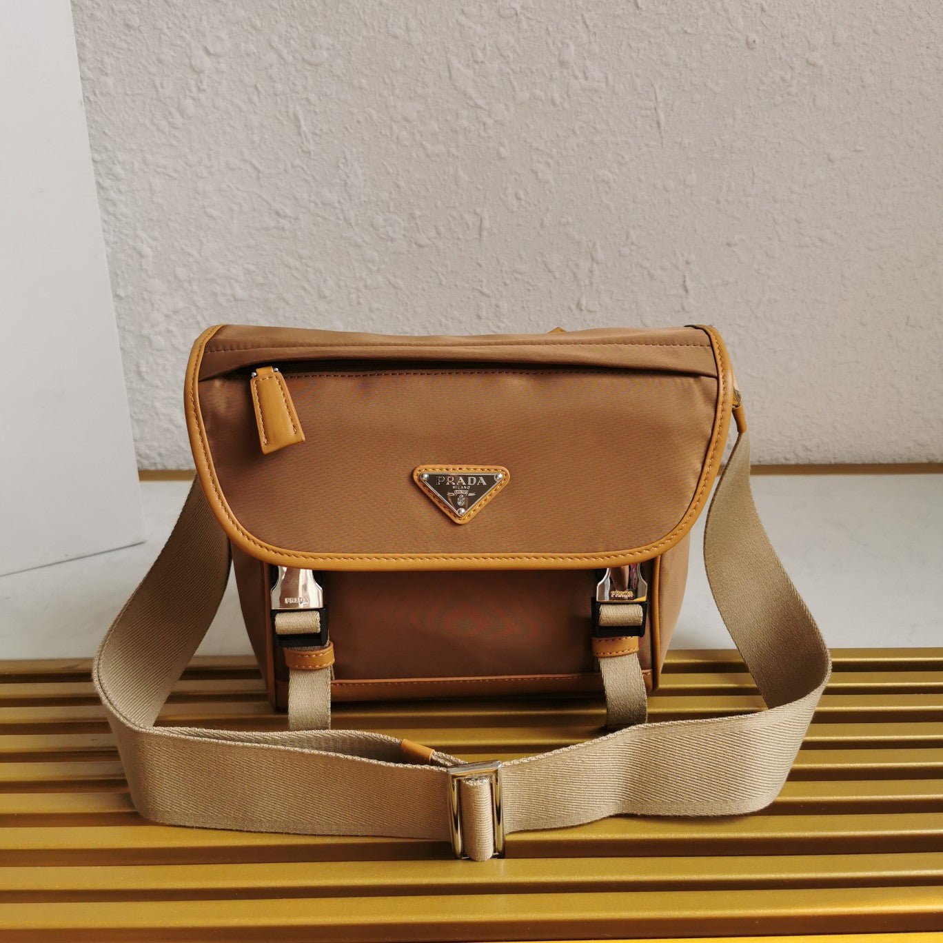 ＰＲＤＡ RE-NYLON AND LEATHER SHOULDER BAG CORK BEIGE MEDIUM