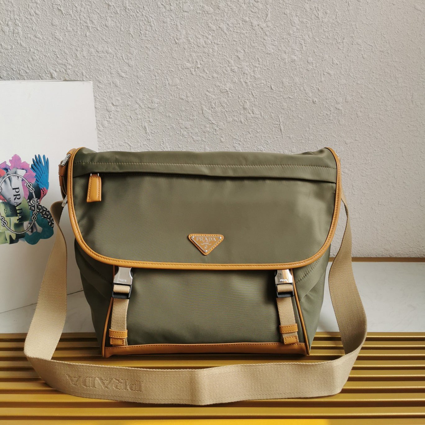 ＰＲＤＡ RE-NYLON AND LEATHER SHOULDER BAG LARGE