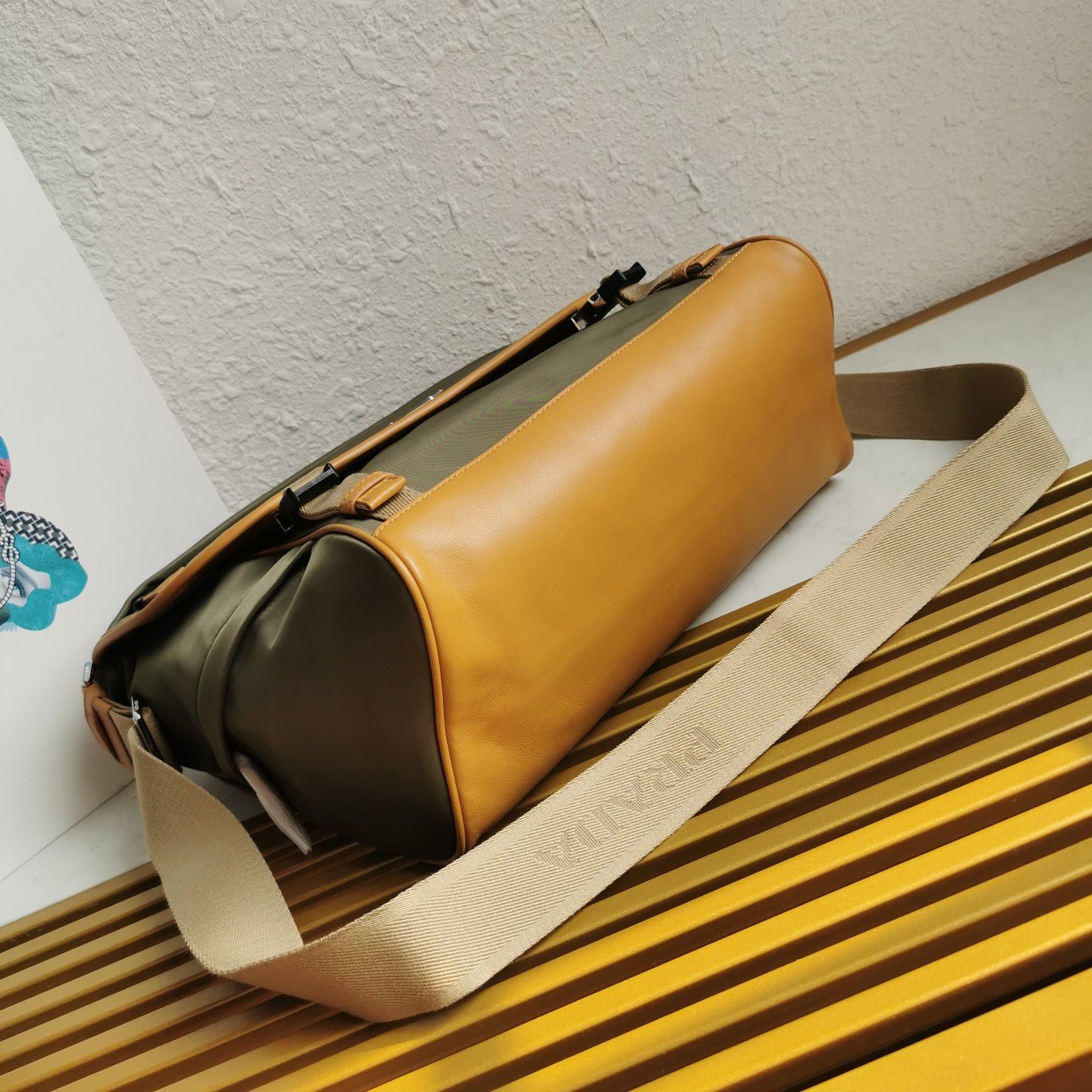 ＰＲＤＡ RE-NYLON AND LEATHER SHOULDER BAG LARGE