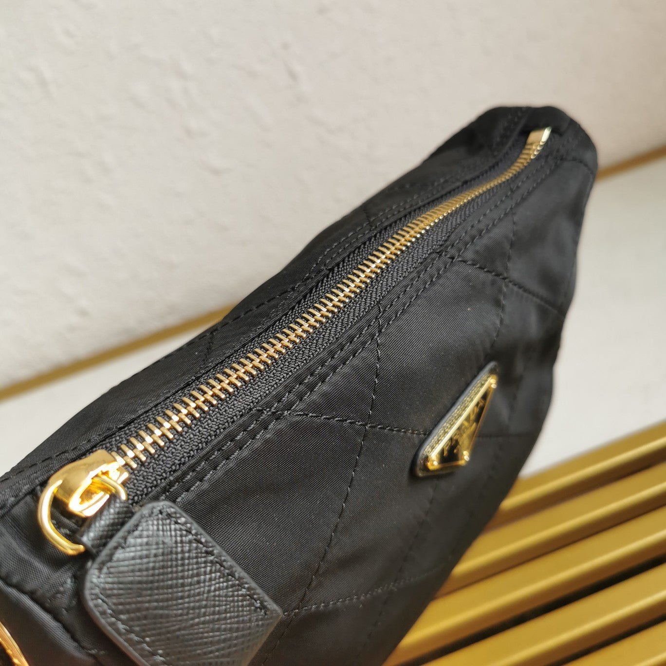 ＰＲＤＡ RE-NYLON CROSSBODY BAG