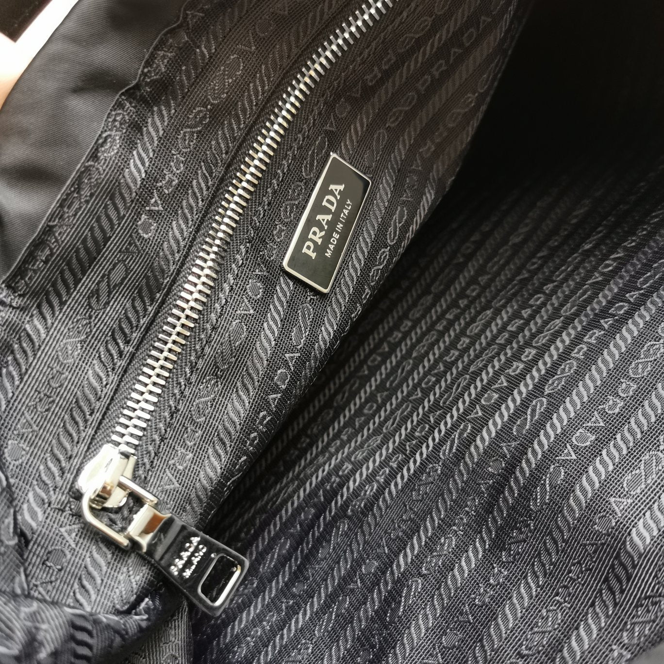 ＰＲＤＡ RE-NYLON TOTE BAG