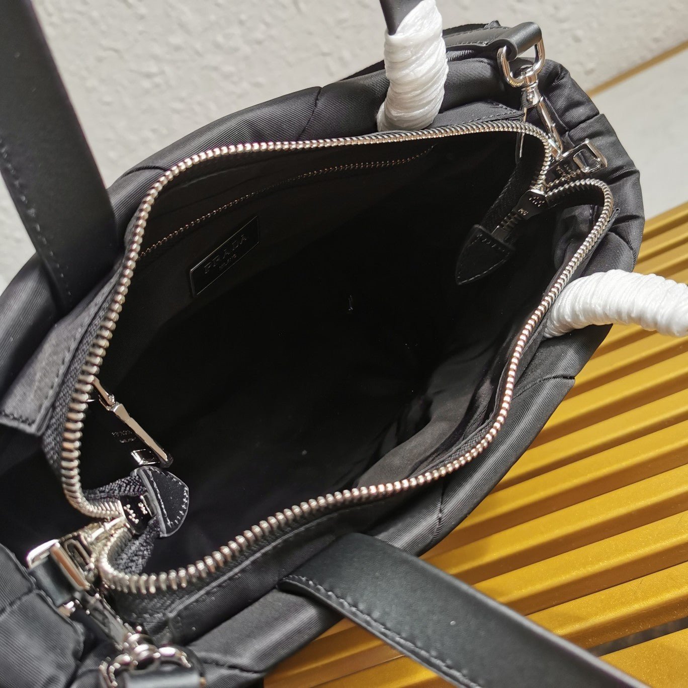 ＰＲＤＡ RE-NYLON TOTE BAG