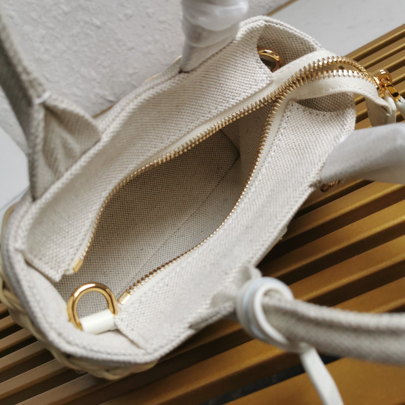 ＰＲＤＡ WICKER AND LINEN BLEND TOTE BAG MINI