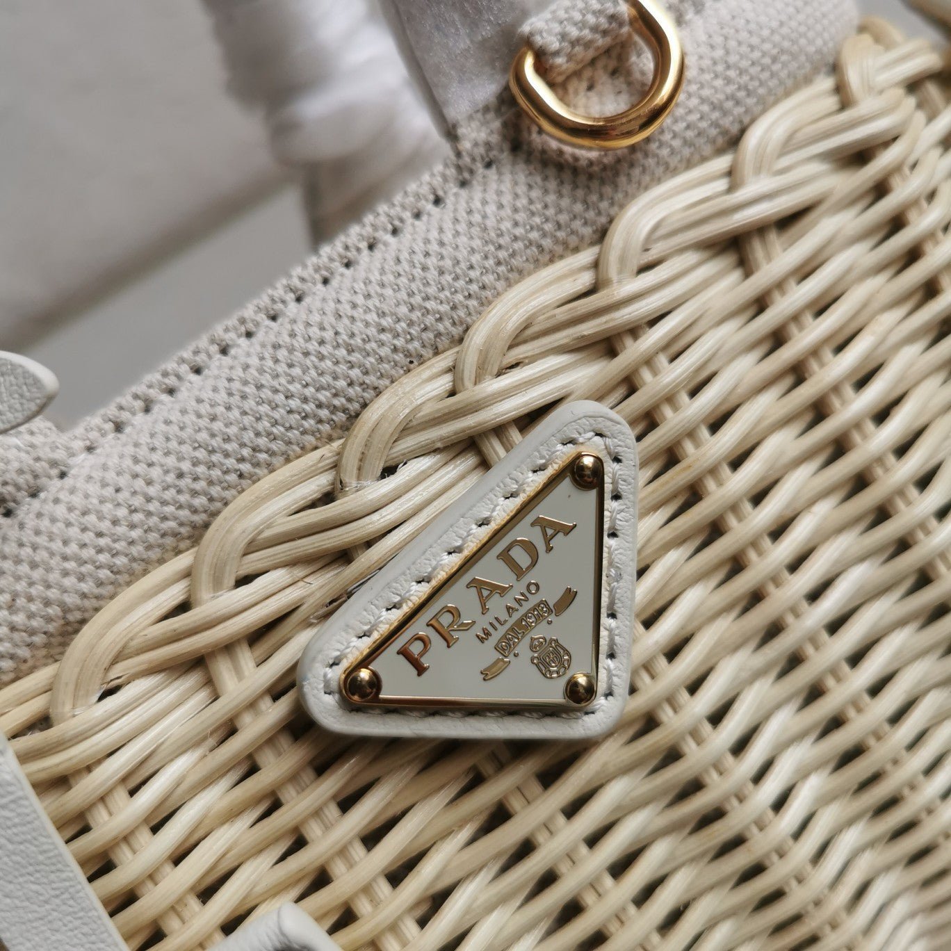 ＰＲＤＡ WICKER AND LINEN BLEND TOTE BAG MINI