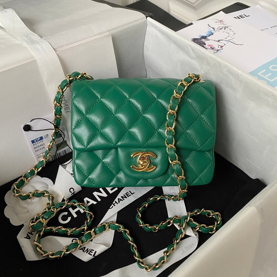 ＣＨＮＥＬCLASSIC FLAP BAG GREEN