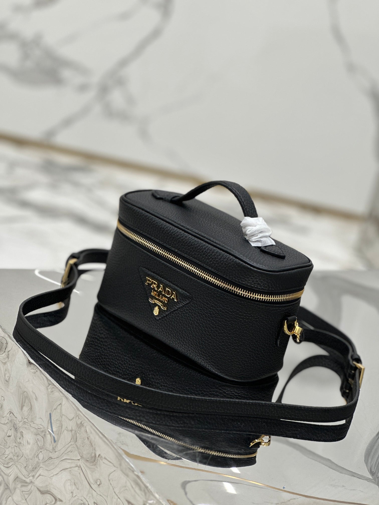 ＰＲＤＡ LEATHER MINI BAG BLACK