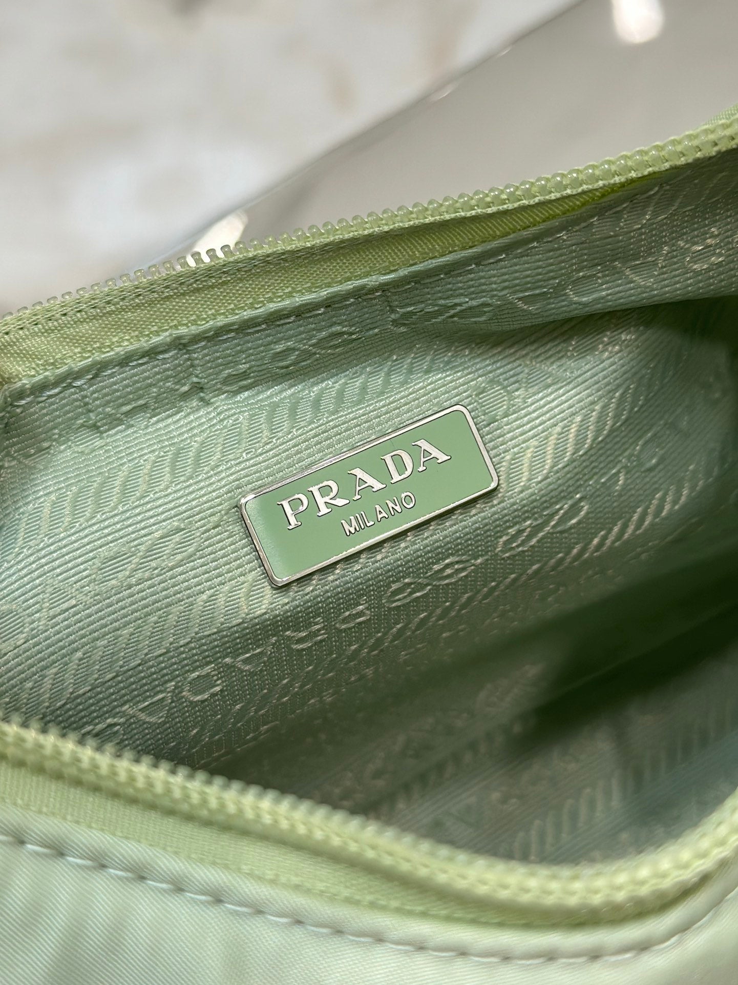ＰＲＤＡ RE-NYLON PRDA RE-EDITION 2000 MINI-BAG LIGHT GREEN
