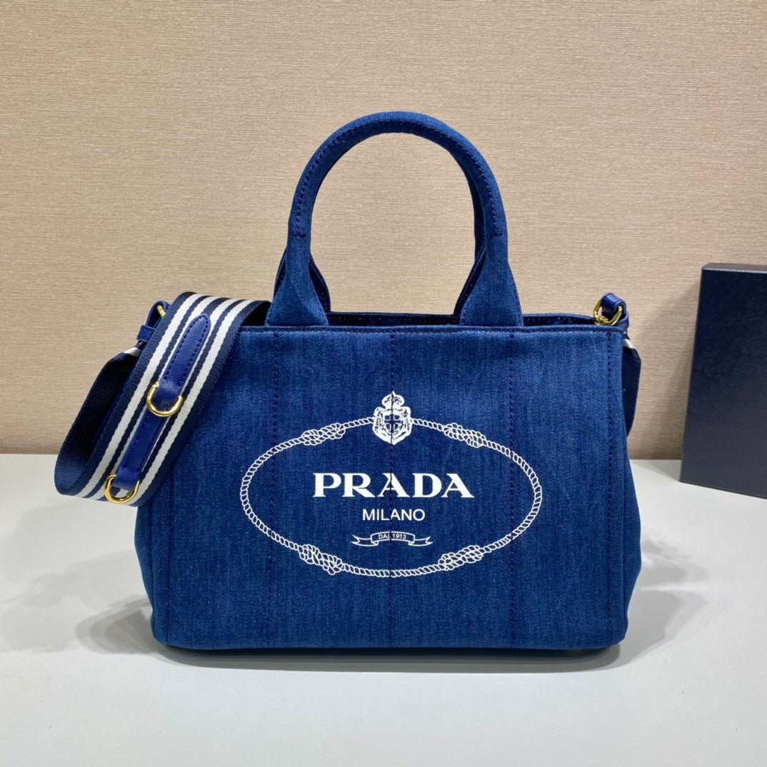 ＰＲＤＡ GIARDINIERA SMALL TOTE BLUE