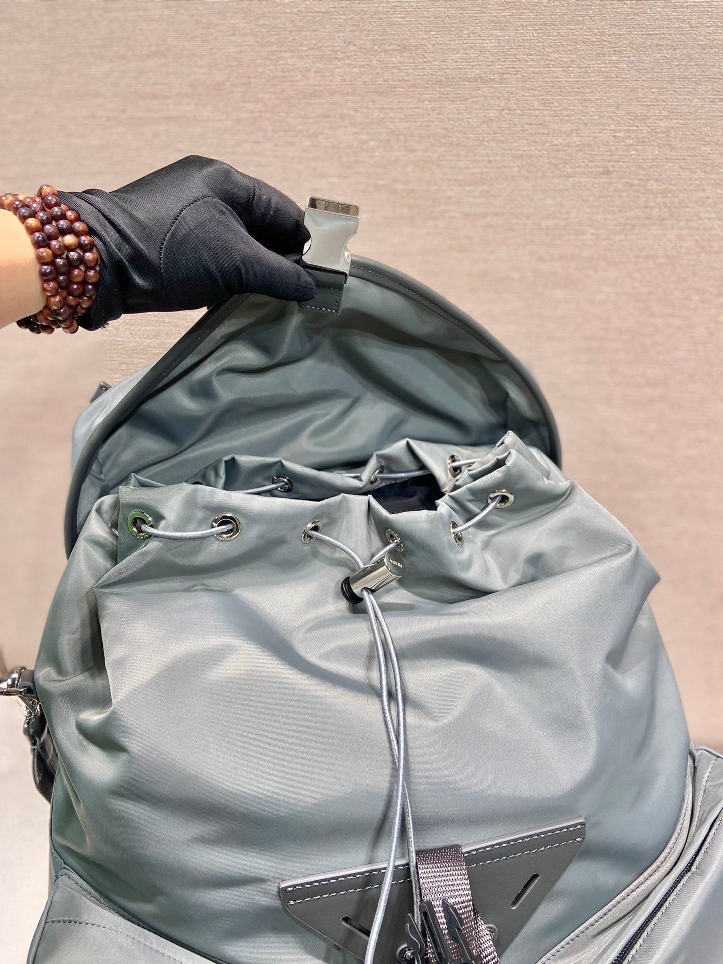 ＰＲＤＡ RE-NYLON AND LEATHER BACKPACK ASH GRAY