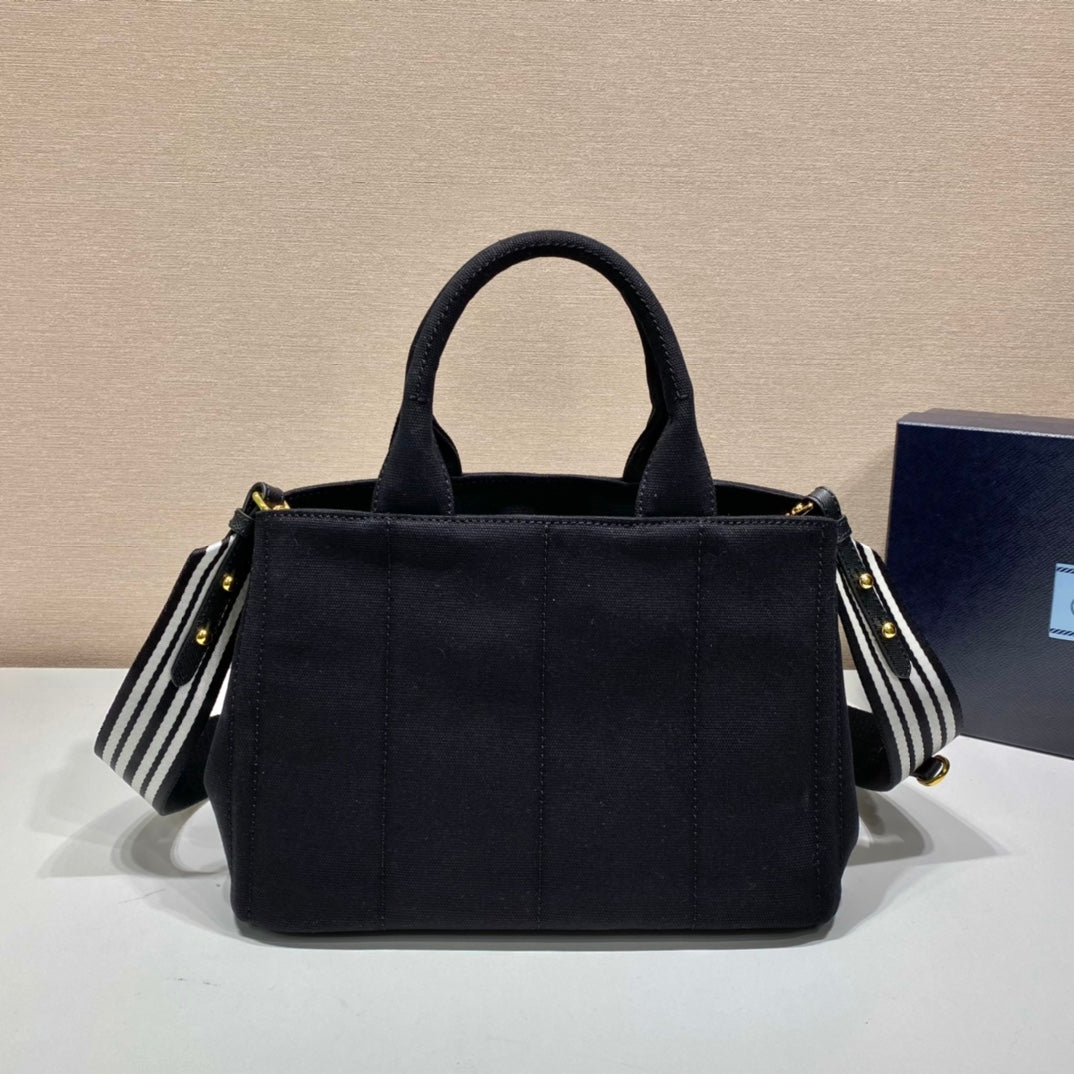 ＰＲＤＡ GIARDINIERA SMALL TOTE BLACK