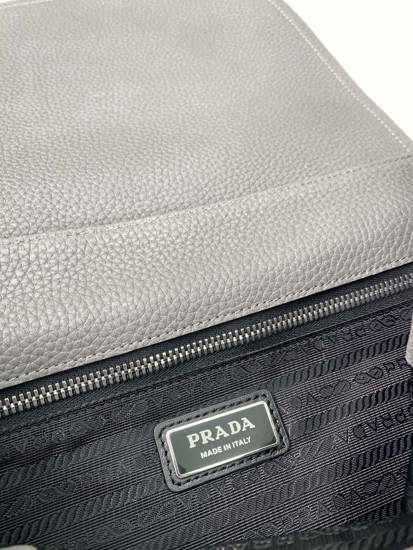 ＰＲＤＡ LEATHER FLAP BAG WITH SHOULDER STRAP GREY