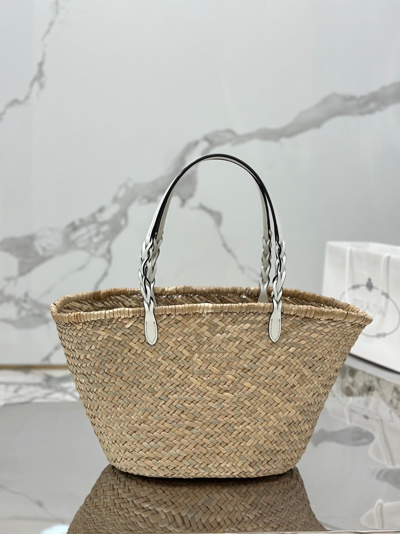 ＰＲＤＡ WOVEN PALM AND LEATHER TOTE BAG