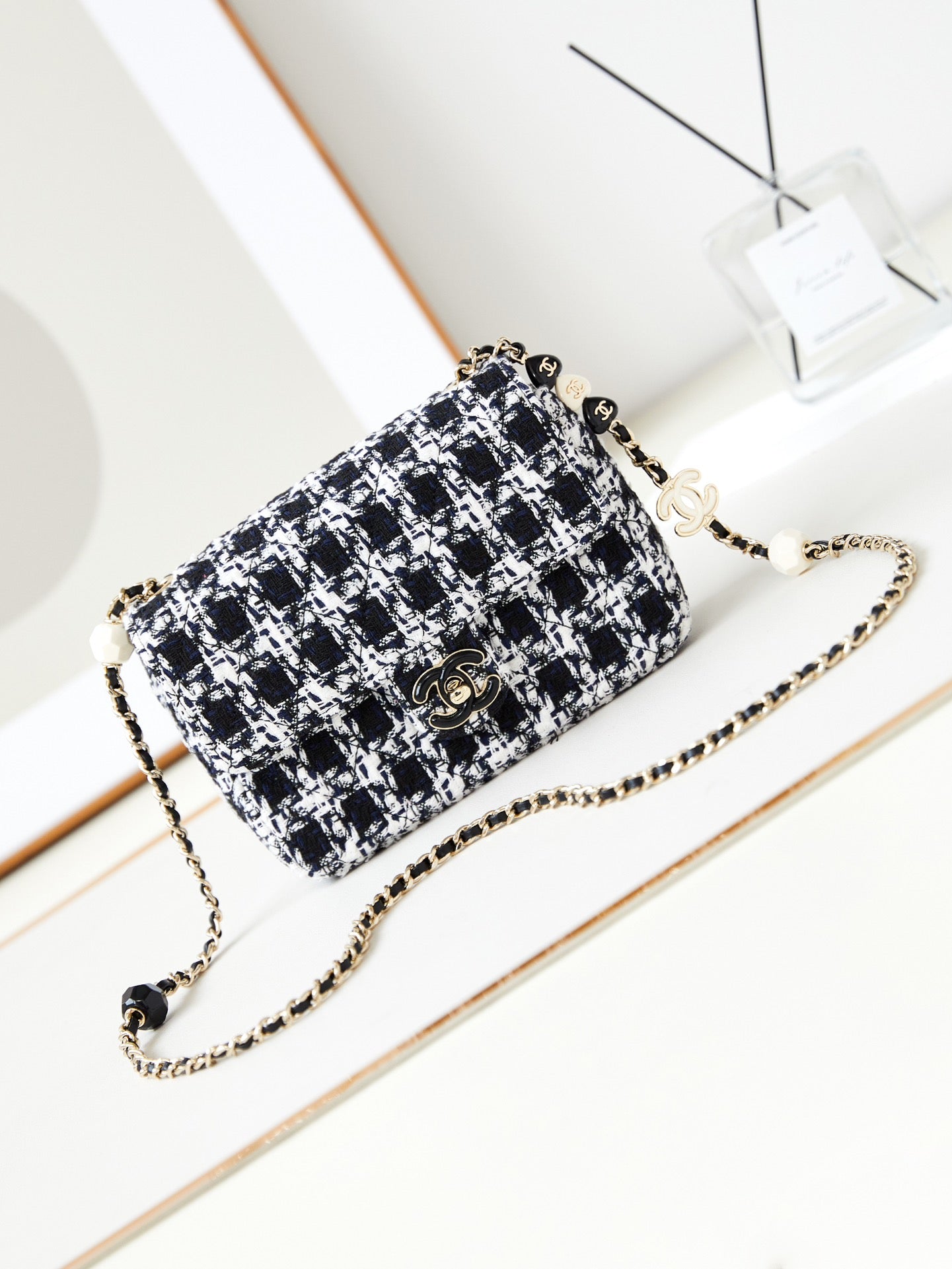 ＣＨＮＥＬTWEED CROSSBODY BAG
