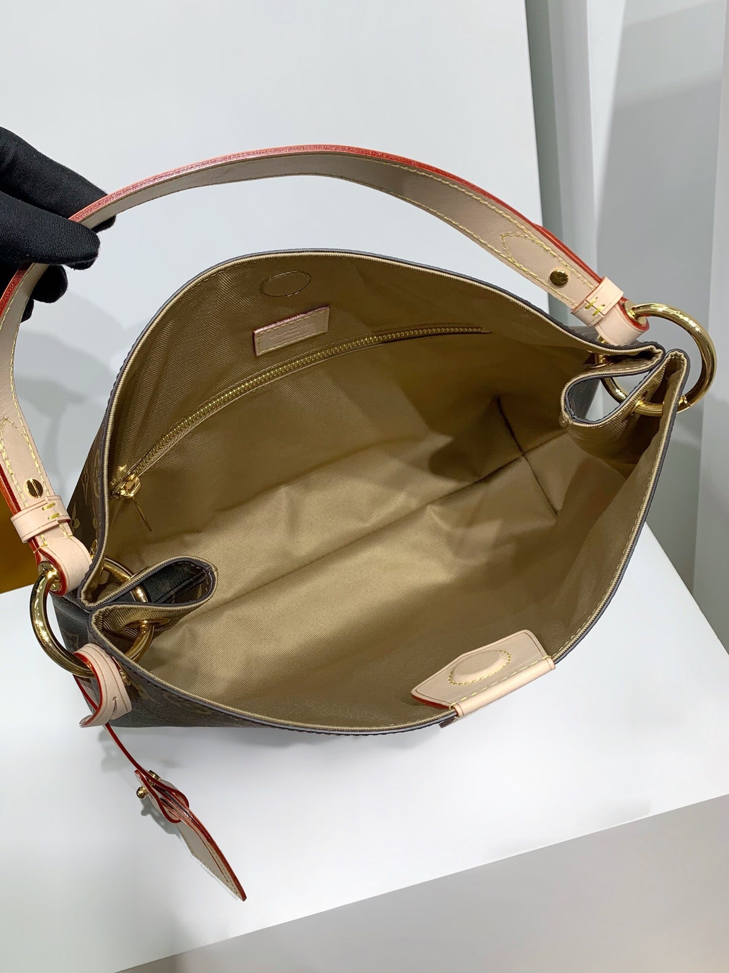 ＬＳ ＶＴＴＯＮ PM GRACEFUL BEIGE