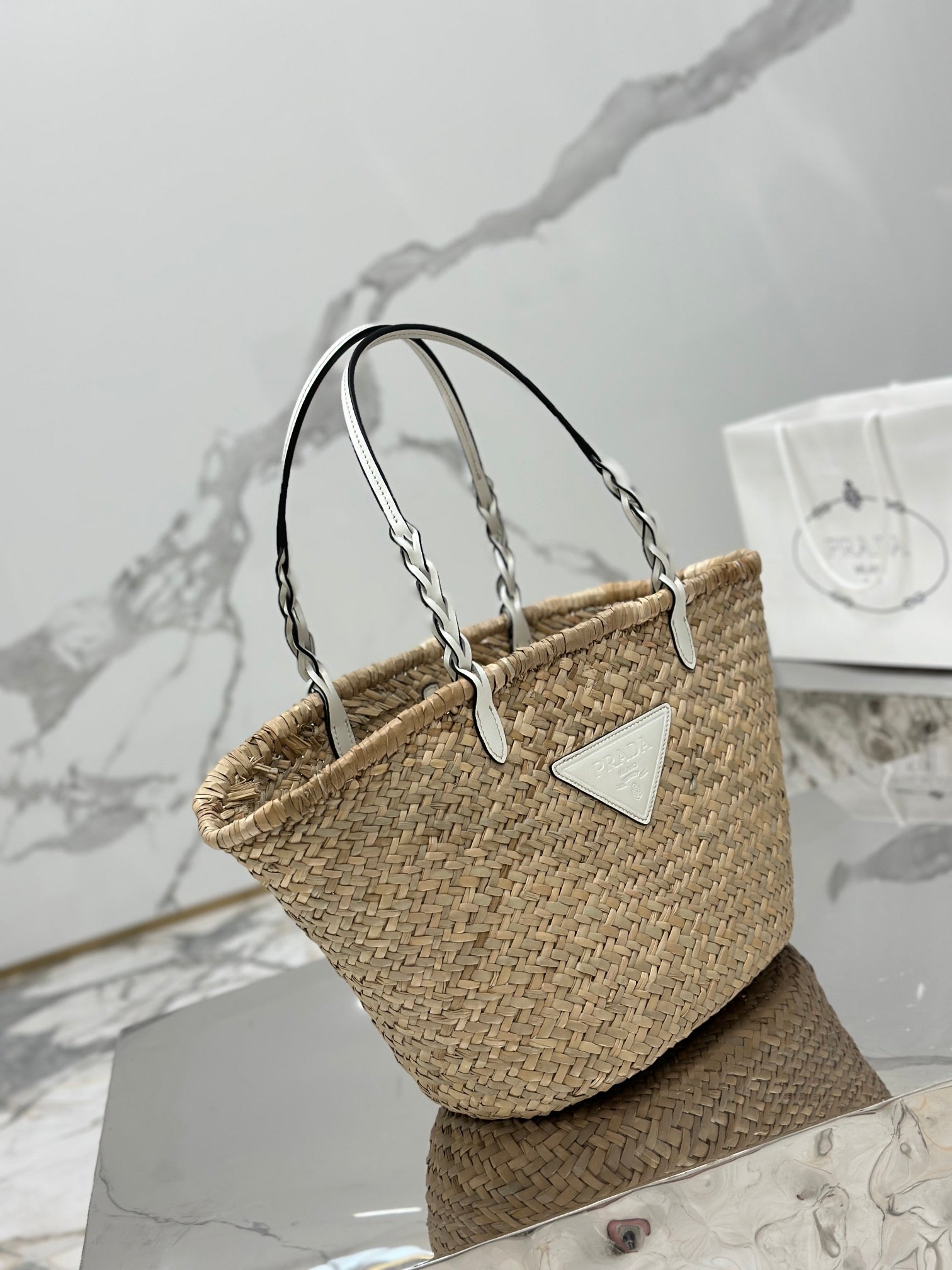 ＰＲＤＡ WOVEN PALM AND LEATHER TOTE BAG