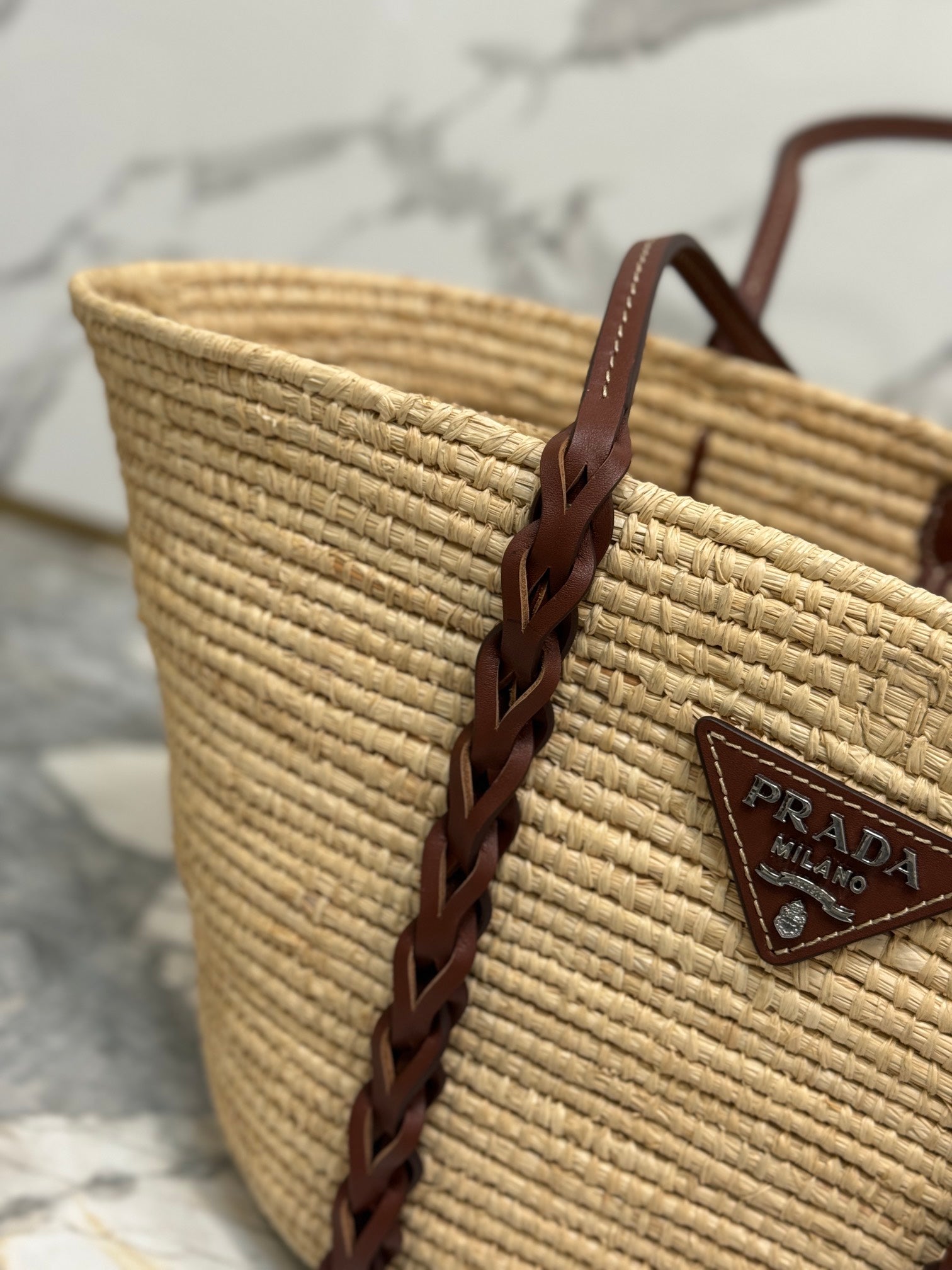 ＰＲＤＡ RAFFIA AND LEATHER TOTE BAG