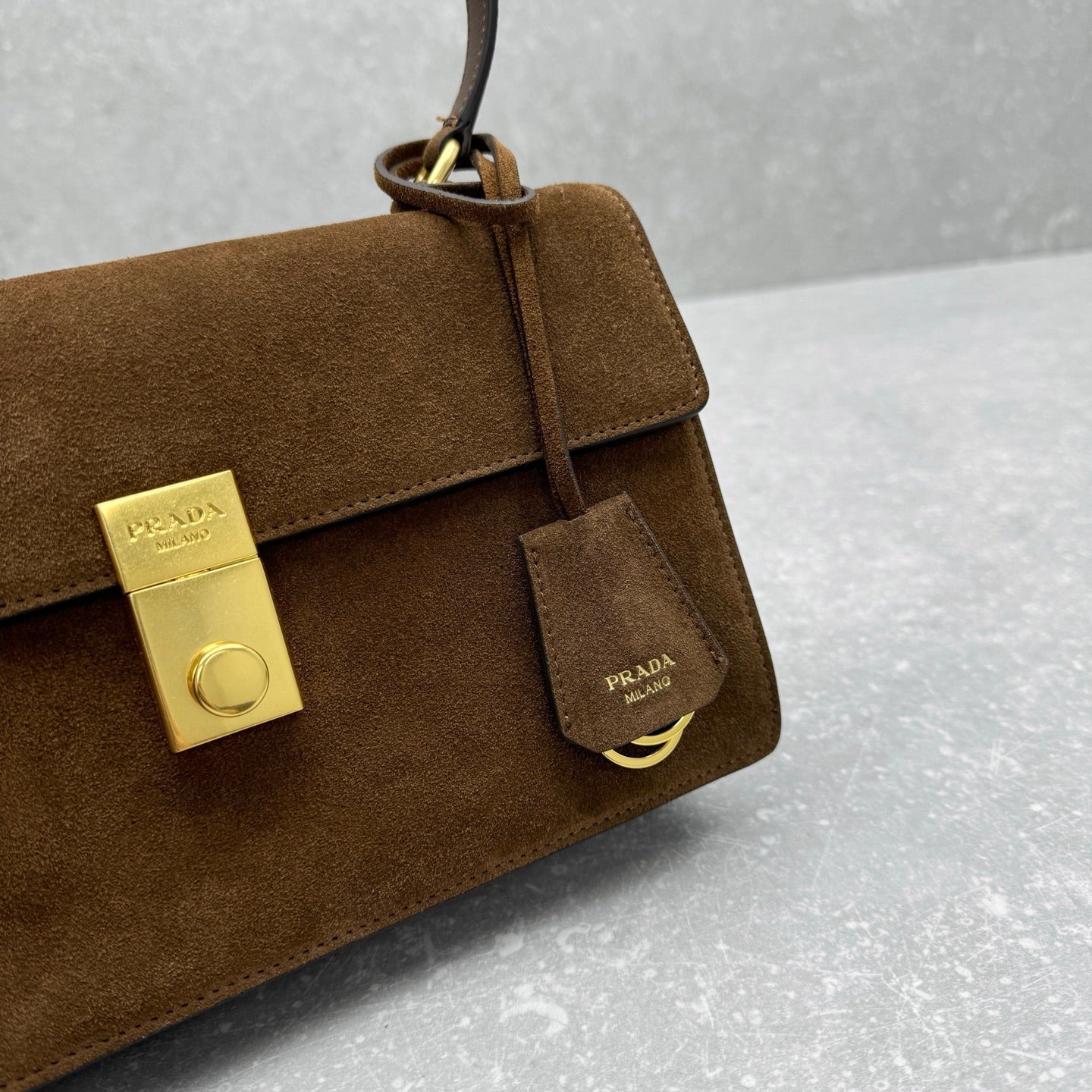 ＰＲＤＡ SOFT SOUND MEDIUM SUEDE SHOULDER BAG COCOA BROWN