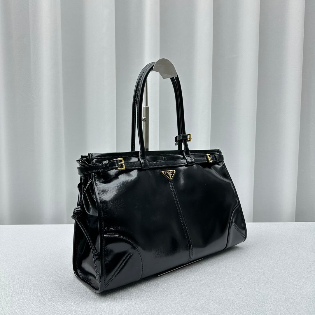 ＰＲＤＡ BONNIE EXTRA LARGE LEATHER HANDBAG