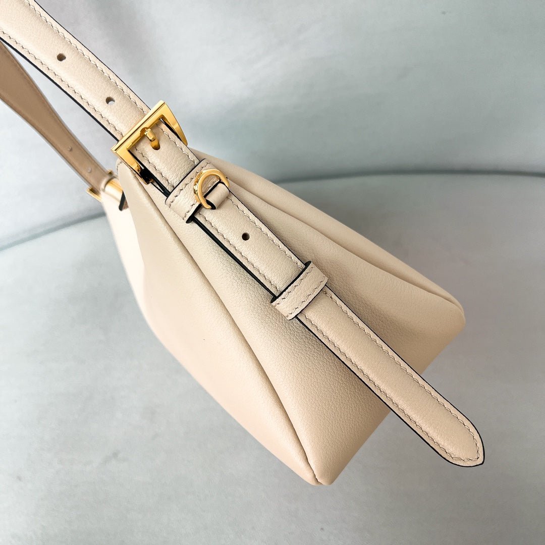 ＰＲＤＡ AIMÉE LARGE LEATHER SHOULDER BAG SAND