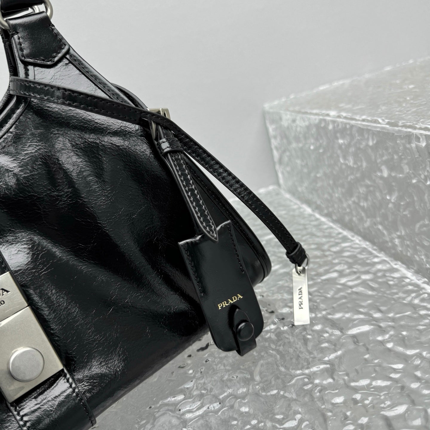 ＰＲＤＡ MEDIUM LEATHER TOTE BAG BLACK