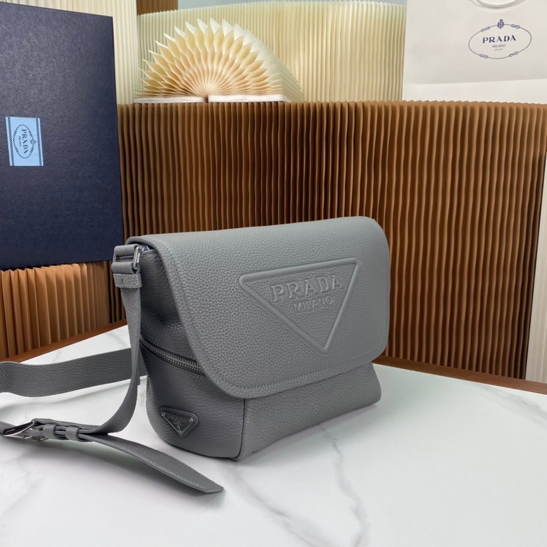 ＰＲＤＡ LEATHER FLAP BAG WITH SHOULDER STRAP GREY