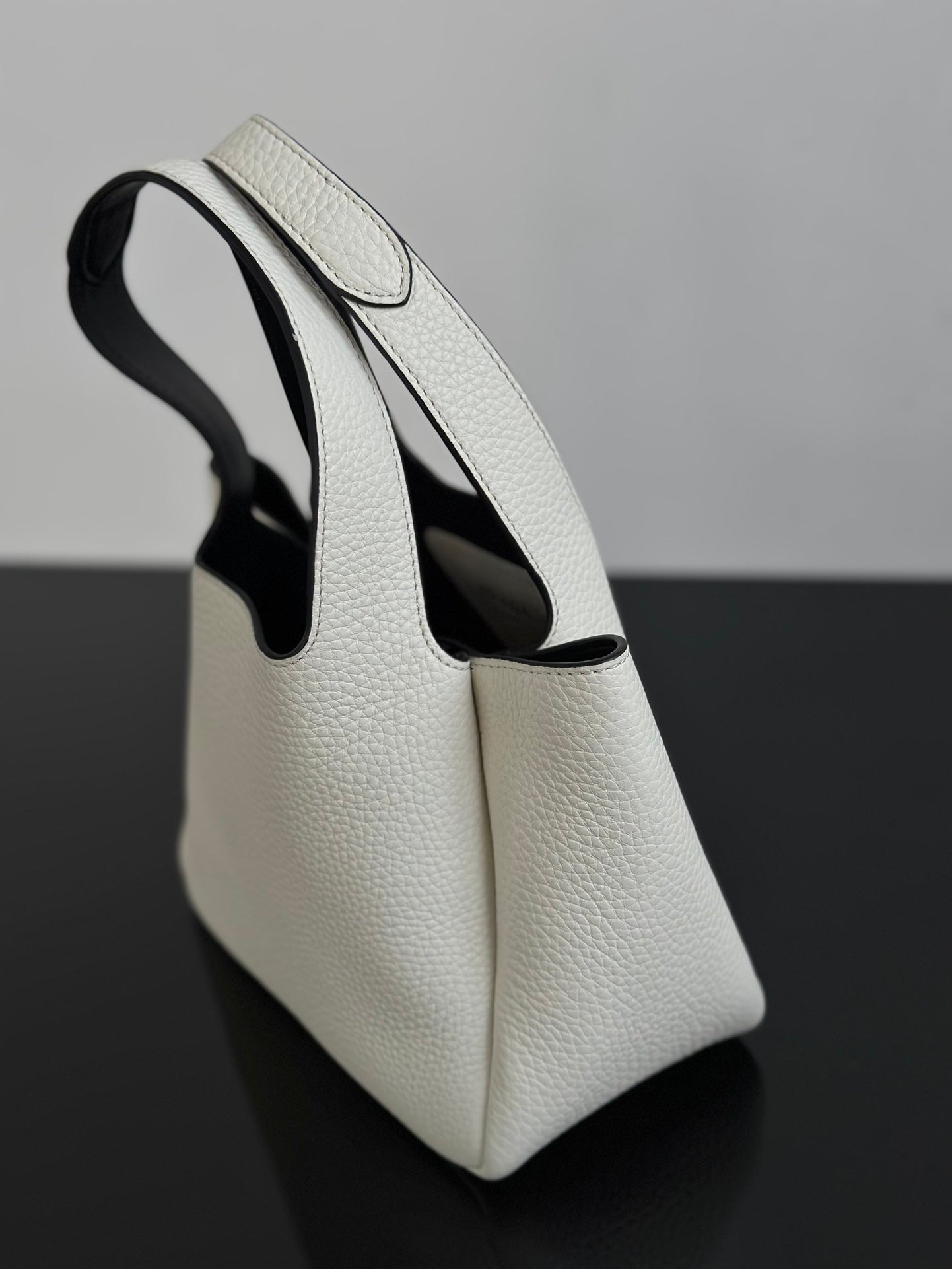 ＰＲＤＡ LEATHER MINI HANDBAG WHITE